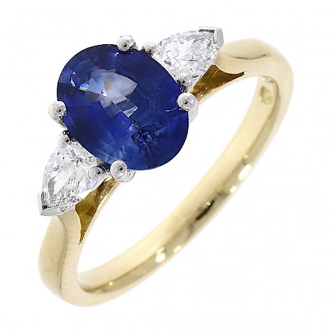 18ct yellow gold sapphire and diamond three stone ring